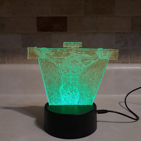 LED light up lamp of Jesus on the cross - Picture 3 of 7